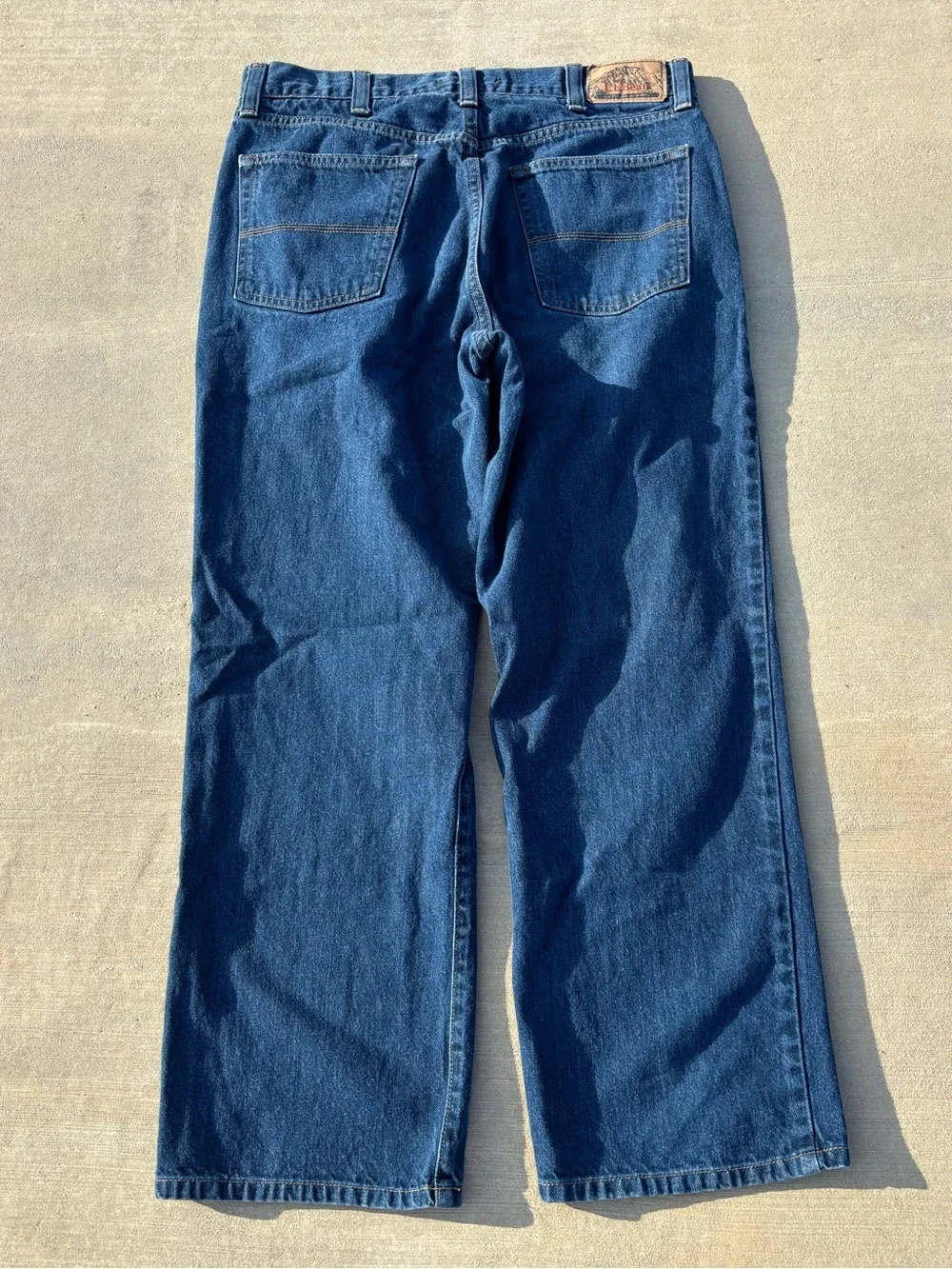 Vintage L.L. Bean Relaxed Straight Jeans — Deep Blue Denim size 34x29